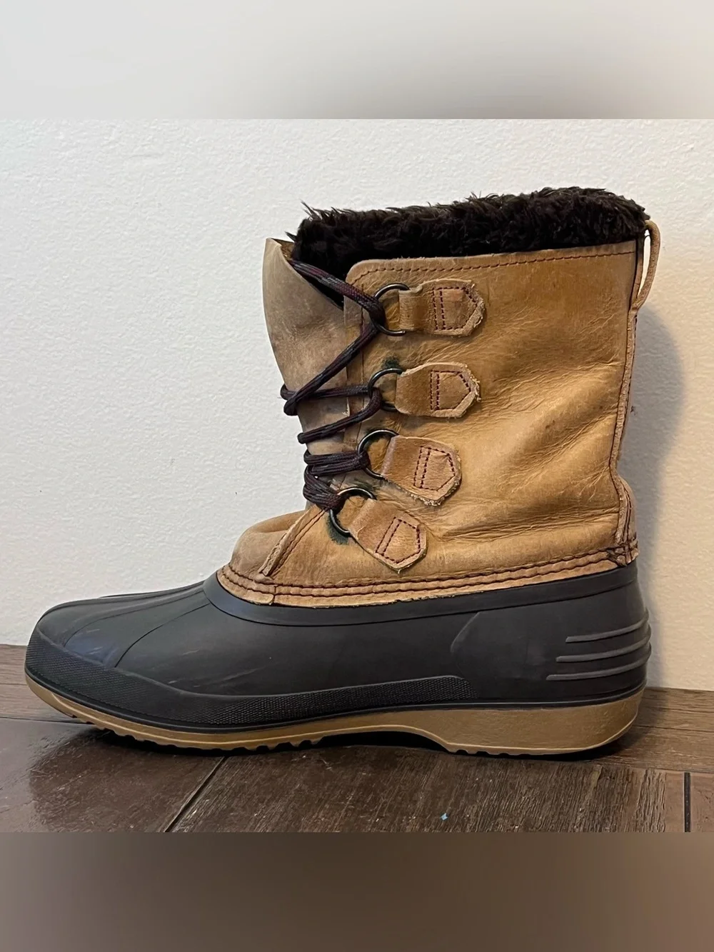 Sorel Badger Leather Snow Boots Womens 9